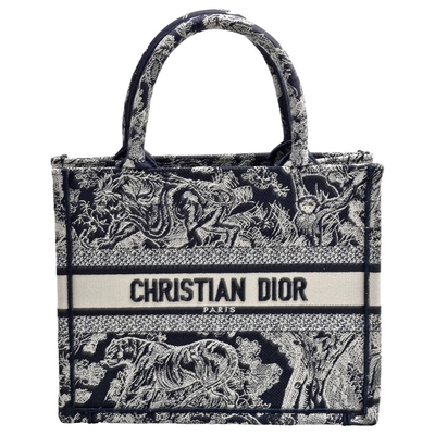DIOR 迪奧 經典BOOK TOTE系列動物主題圖案刺繡帆布手提托特包(小 藍色)