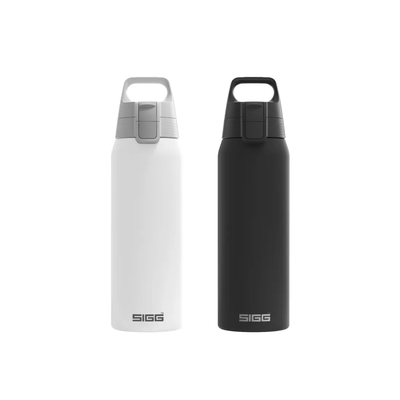【瑞士百年SIGG】Shield 超輕量彈蓋保溫瓶750ml -深夜黑/雪蓋白