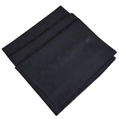 LOUIS VUITTON路易威登 LV M96987 Monogram Classic 羊毛混紡經典花紋長圍巾/披肩(黑)