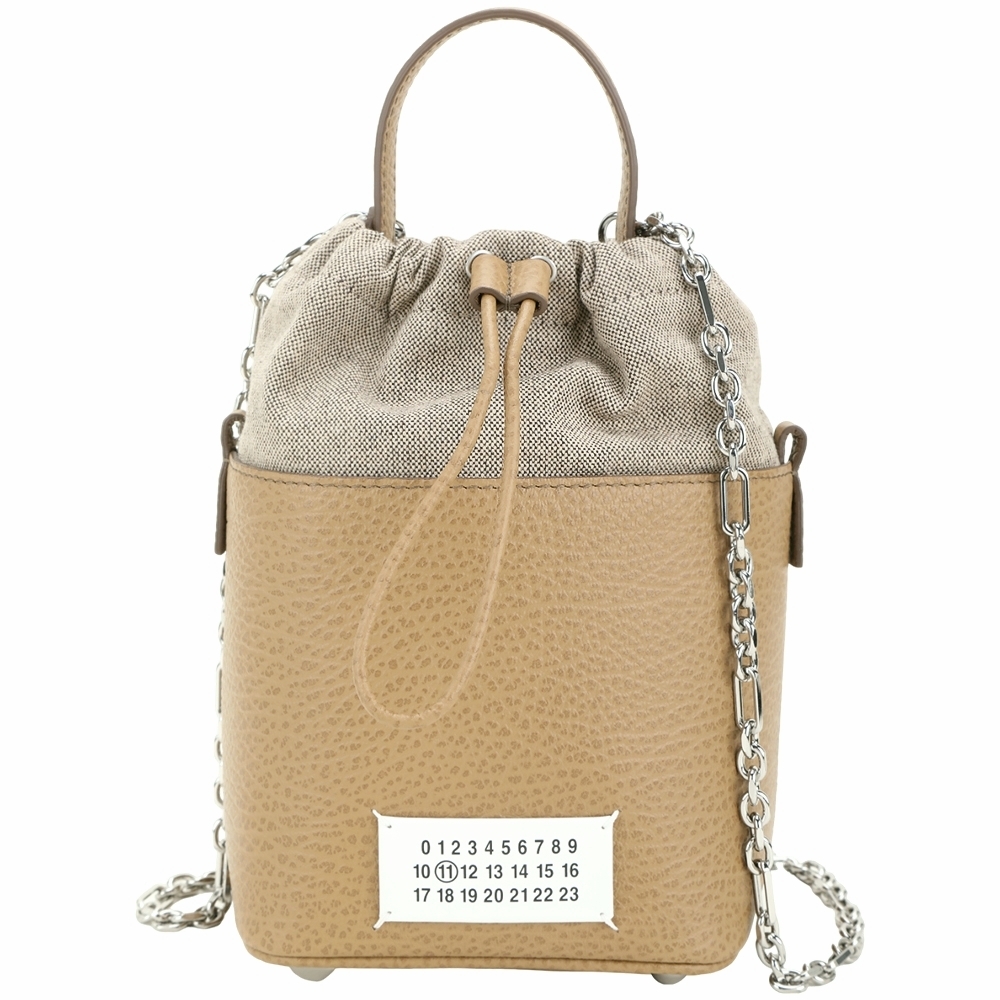 MM6 MAISON MARGIELA  5AC小款 粒面牛皮帆布束口水桶包(卡其色)