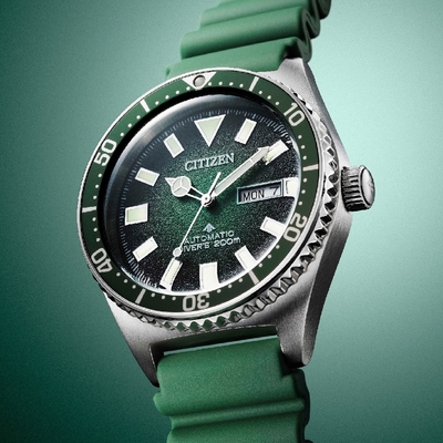 CITIZEN星辰 PROMASTER系列 NY0121-09X 征服潛水漸變夜光機械腕錶 黑綠面 41mm
