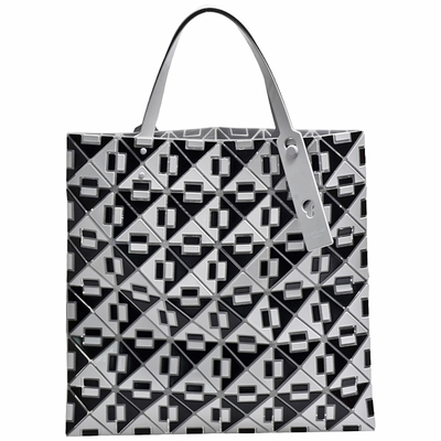 ISSEY MIYAKE 三宅一生BAOBAO格紋透光幾何6X6手提包(白/黑色)