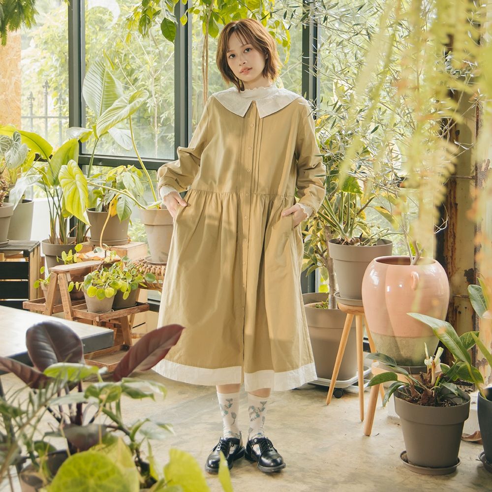 【MOSS CLUB】蕾絲領片全開襟氣質洋裝 藍 卡