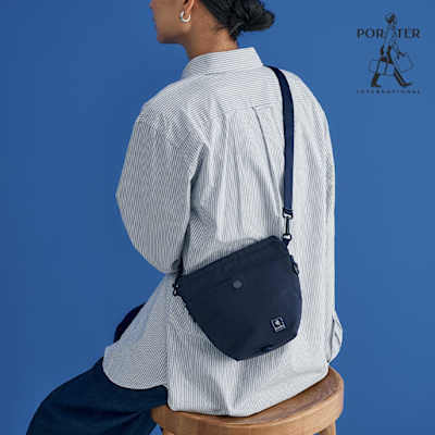 PORTER INTERNATIONAL - 溫潤平實LEVEL斜背包(M) - 午夜藍