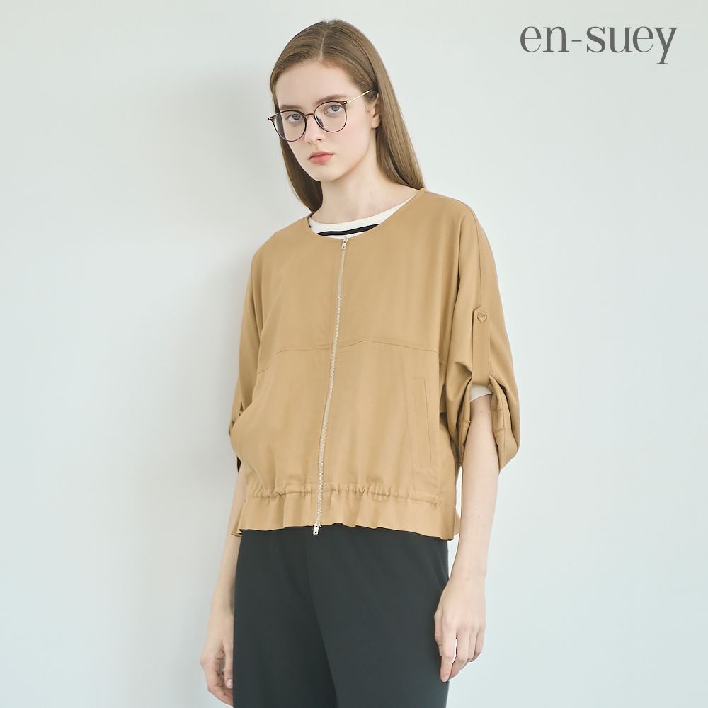 【en-suey 銀穗】網路限定  圓領雙拉鍊變化袖遮陽薄罩衫外套 (咖啡色)