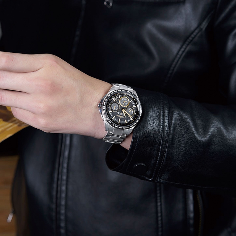 CITIZEN 光動能鈦感光GPS衛星計時腕錶(CC9015-54F)-黑/43.5mm | GPS
