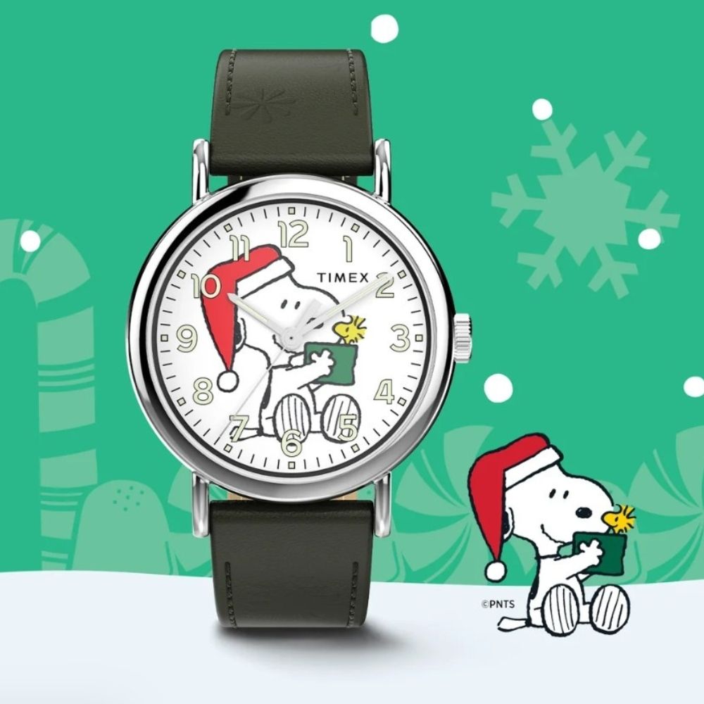 TIMEX  天美時 x Peanuts Weekender 40 毫米 史努比歡慶聖誕 皮革腕錶(綠 TXTW2Y12400)