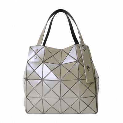 ISSEY MIYAKE BAOBAO 幾何大方格4x5 寶石包(裸灰色)亮面/大