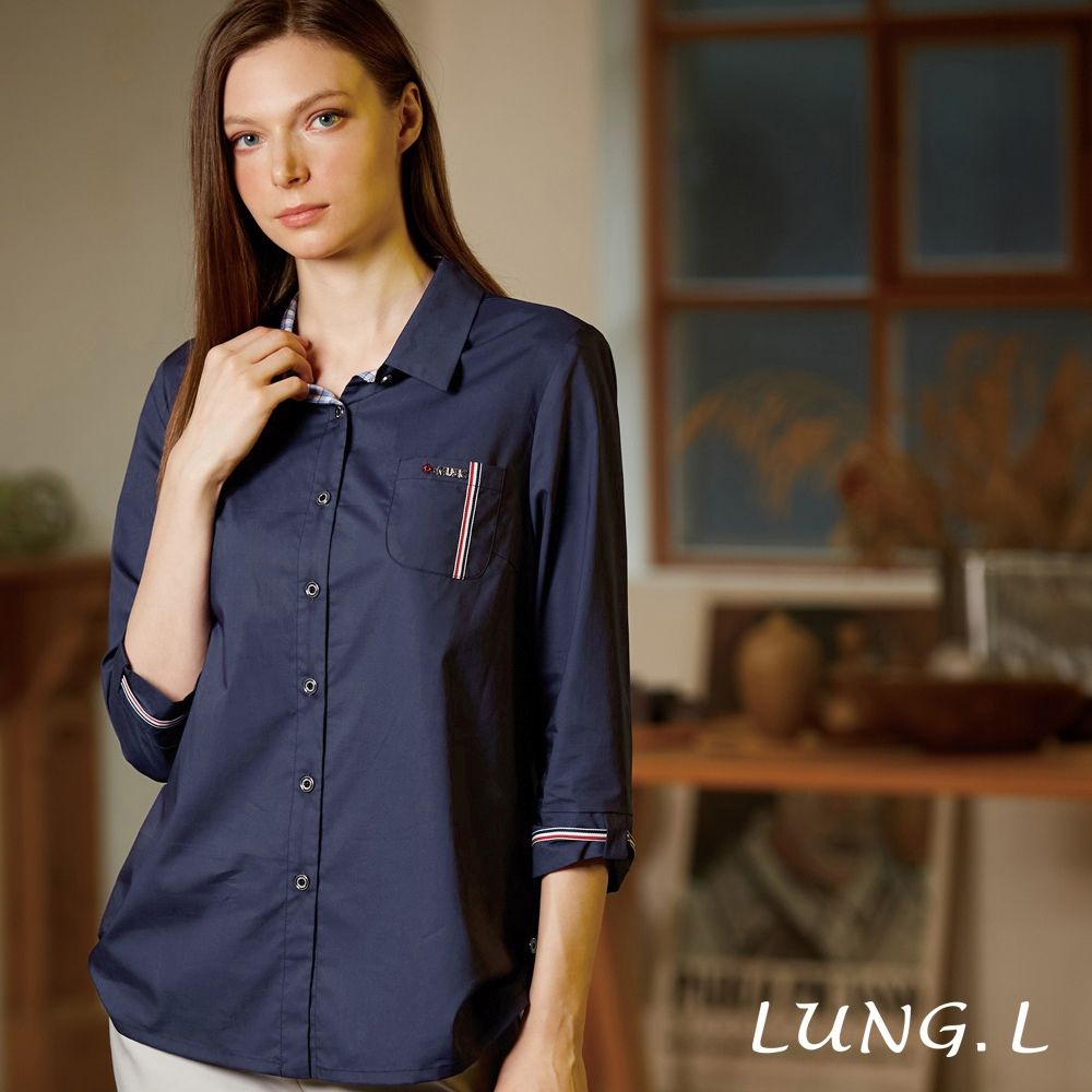 LUNG.L林佳樺 深藍配色織帶翻領七分袖女裝襯衫(罩衫) LX07A