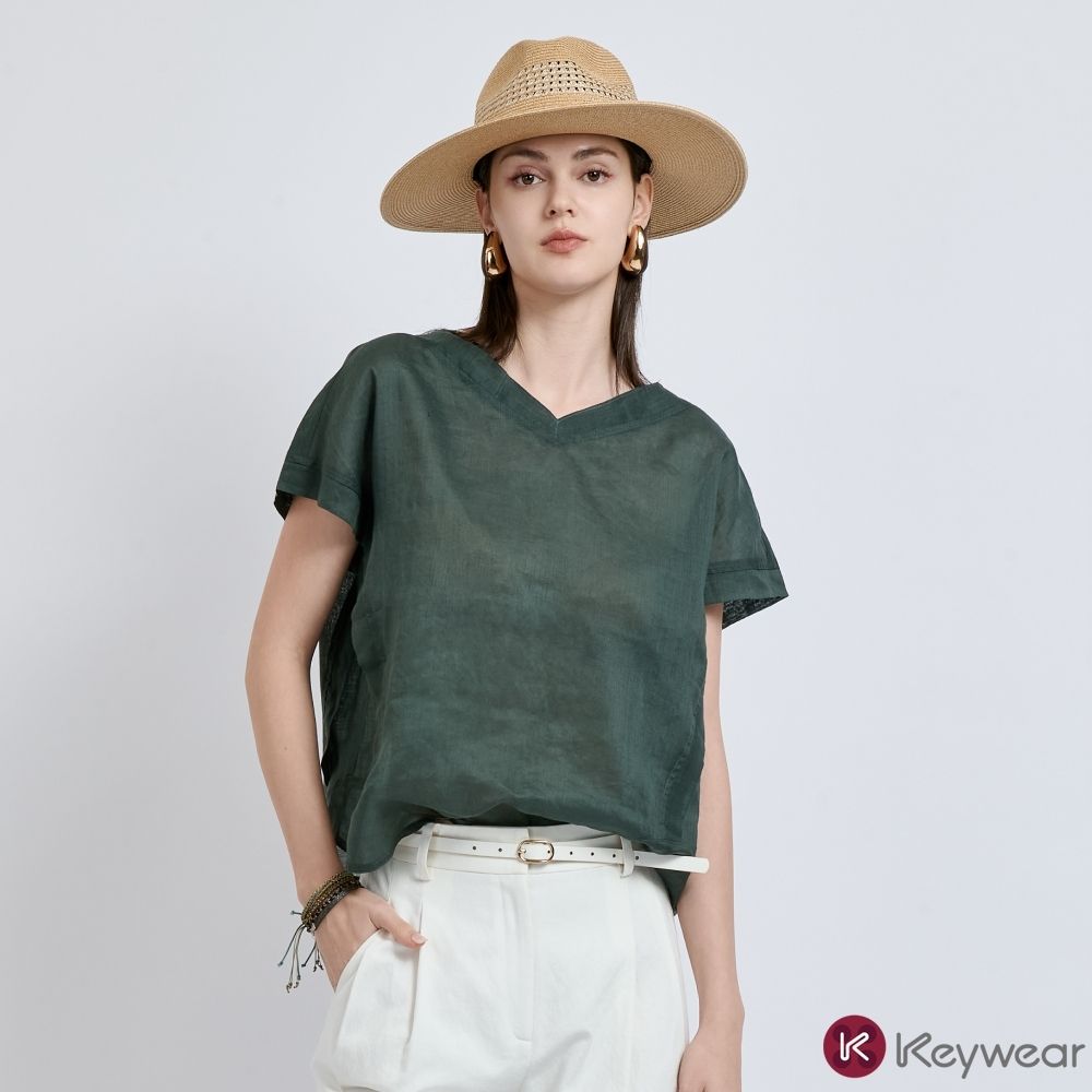 KeyWear奇威名品    風格留白設計感苧麻垂袖上衣-綠色
