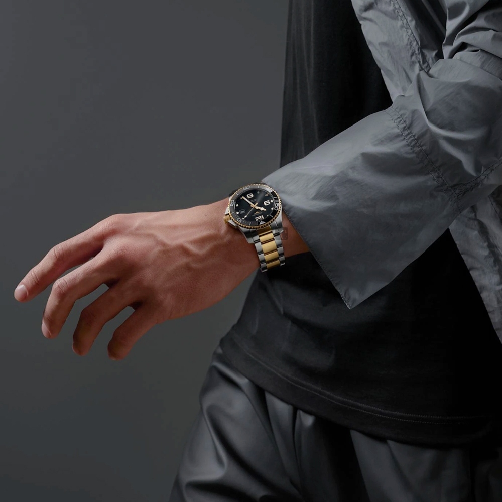 LONGINES 浪琴官方授權深海征服者浪鬼陶瓷潛水機械錶-黑x金/41mm L3