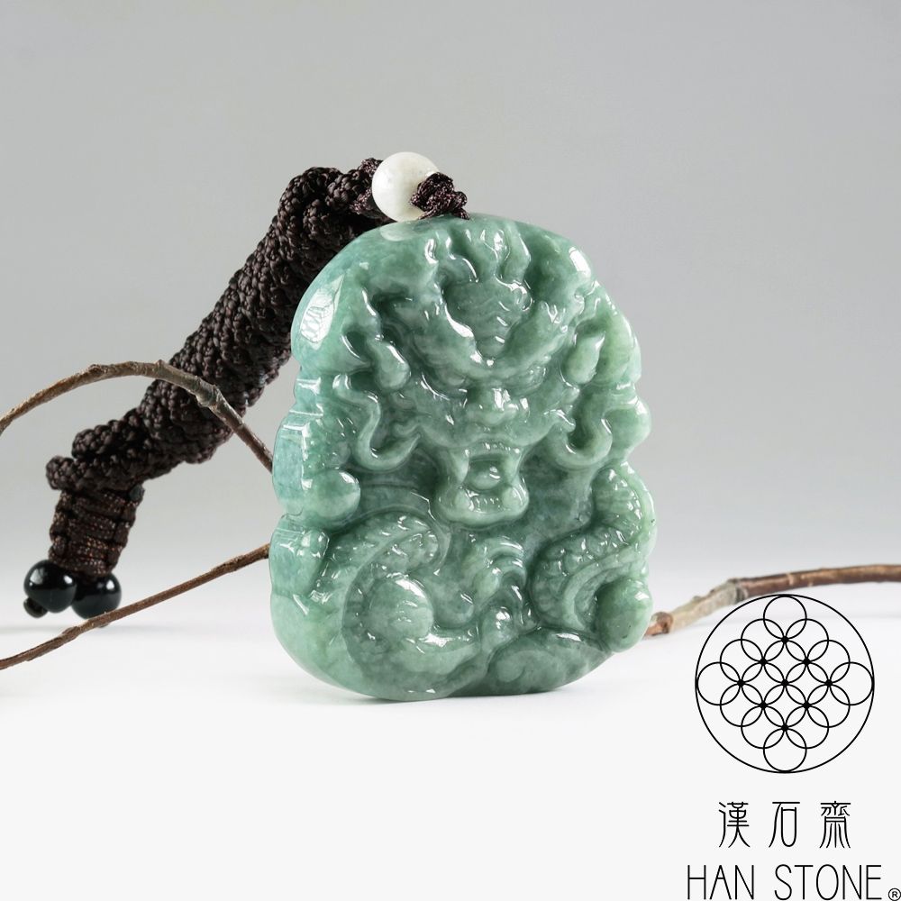 漢石齋】天然翡翠A貨護主龍牌玉佩吊墜飄花種(43*52*12mm) | 漢石齋