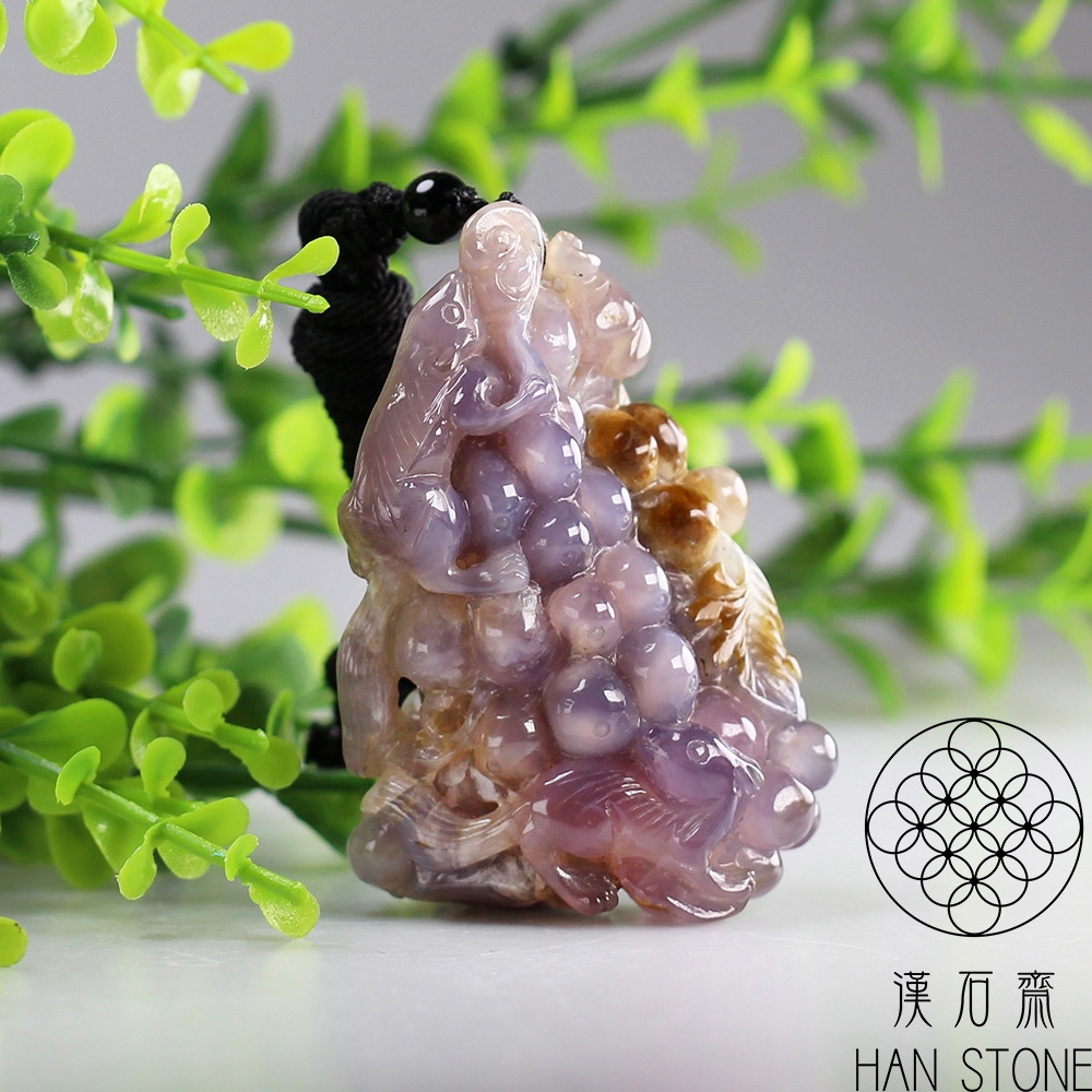 漢石齋】天然A貨紫玉髓松鼠葡萄玉珮吊墜(60*40*24mm) | 漢石齋| Yahoo