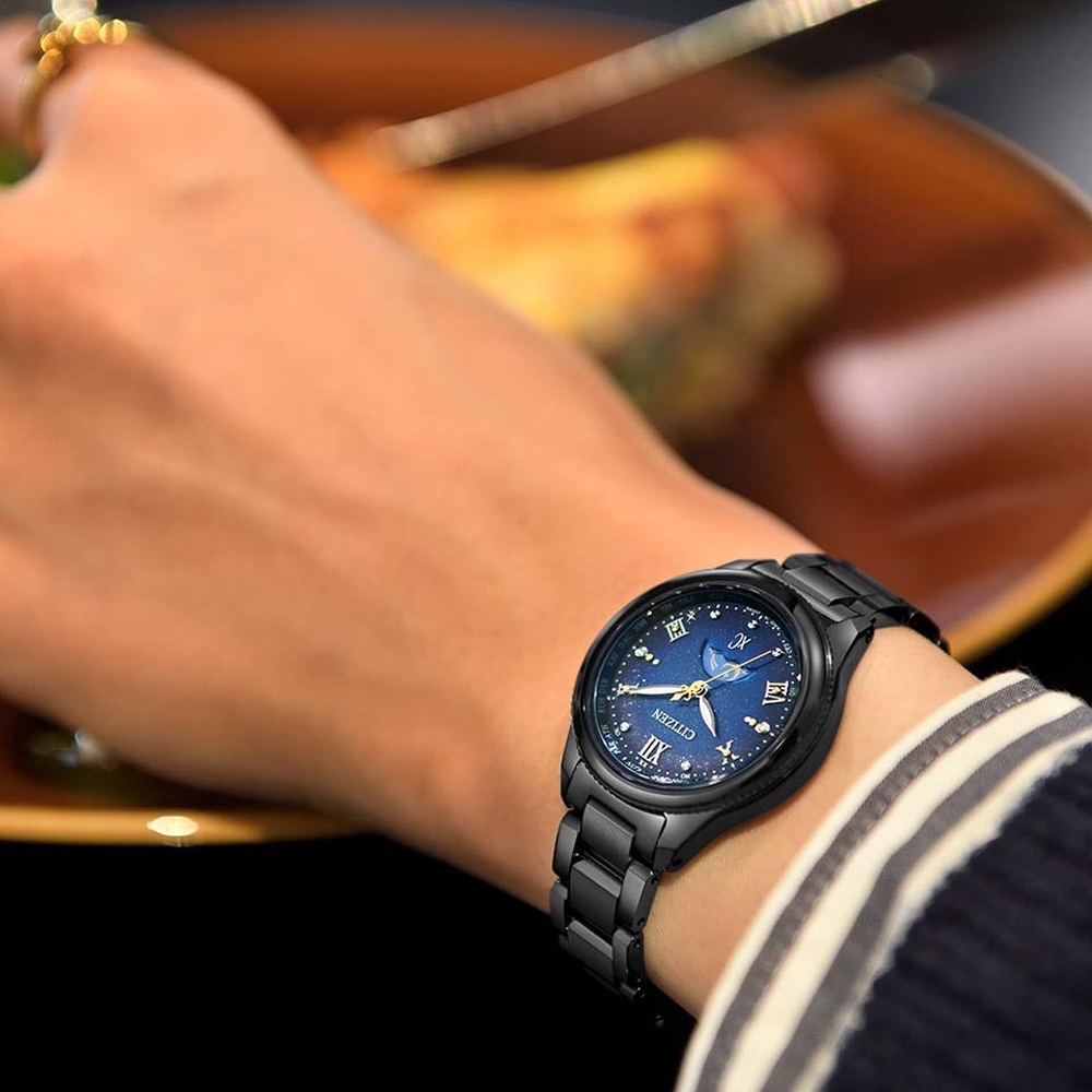 CITIZEN 星辰XC 夜川月限量超級鈦日月顯示光動能電波女錶雙11買買節