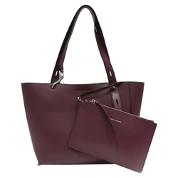 ISSEY MIYAKE 三宅一生BAOBAO 黑色皮質三角格7x10拉鍊托特包| 購物包