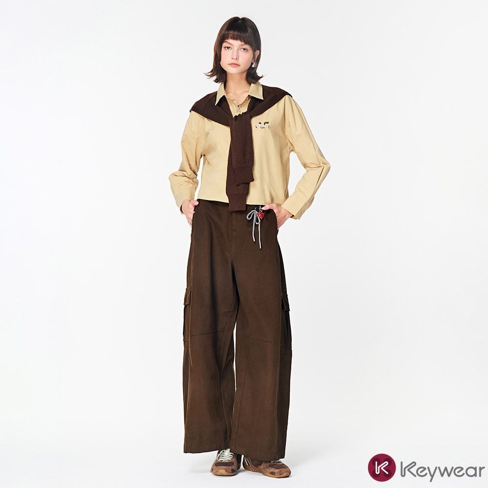 KeyWear奇威名品    俐落剪裁工裝設計感長褲(共3色)-深褐色