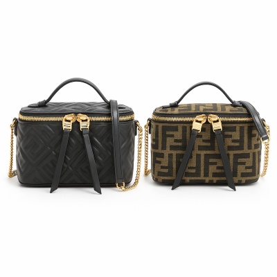 FENDI 芬迪 Vanity FF壓花化妝箱包-2款可選