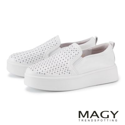 MAGY 牛皮亮鑽洞洞厚底舒適休閒鞋 白色