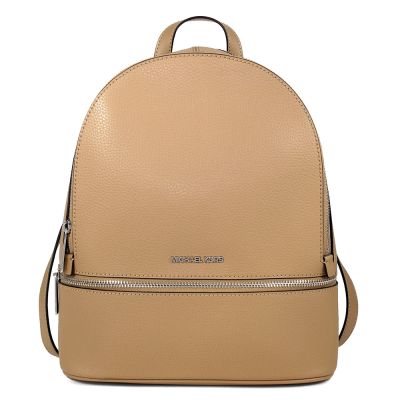MICHAEL KORS Rhea 銀字Logo鵝卵石紋皮革雙層拉鍊後背包(花生色)