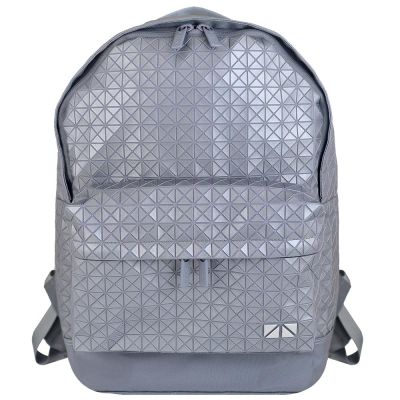 ISSEY MIYAKE 三宅一生 BAOBAO 金屬銀色壓印方格後背包