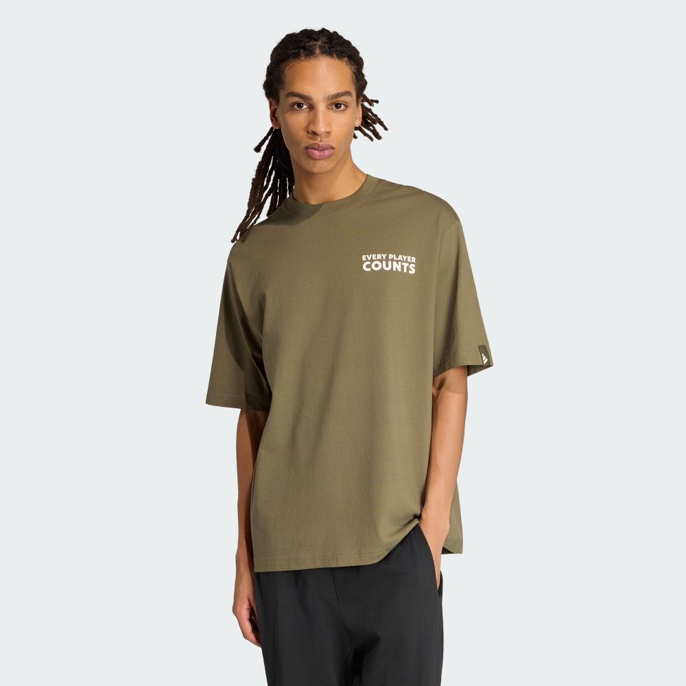 【adidas 愛迪達】 VERBIAGE BADGE 短袖上衣 T恤 男 KB4891