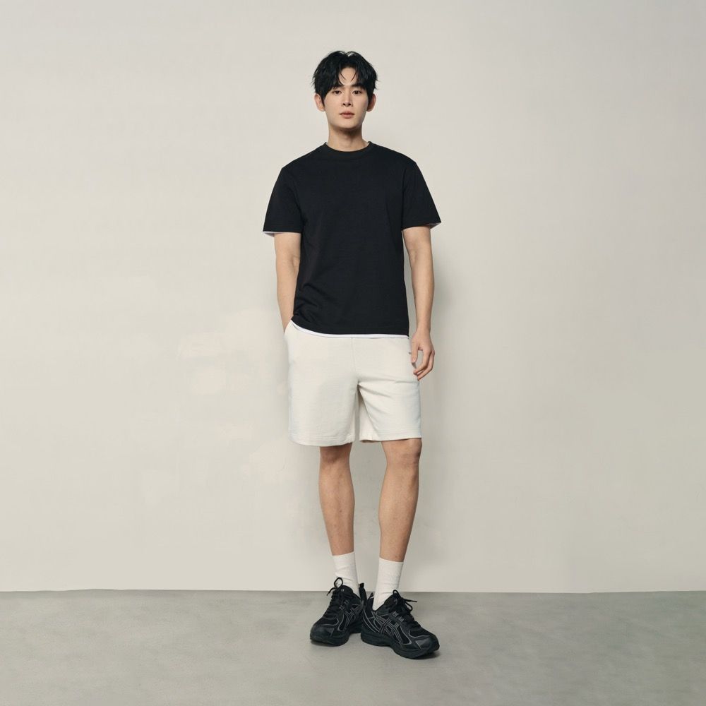 GIORDANO  韓國同款 男裝鬆緊抽繩印花短褲【雙色任選】 (05 奶白色)