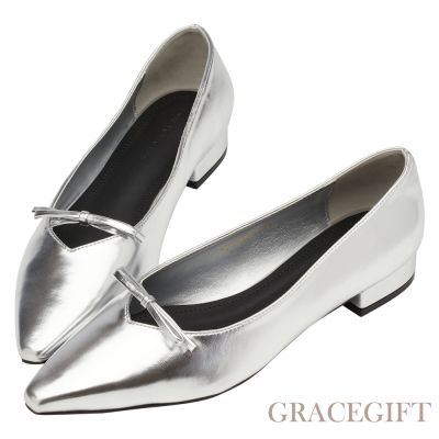 【Grace Gift】小步舞曲尖頭簍空蝴蝶結低跟鞋 銀