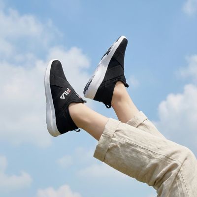 FILA 女休閒鞋-黑 5-C101A-008