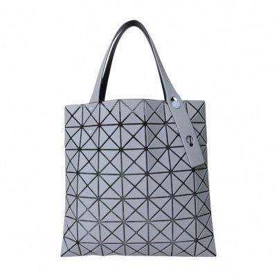 ISSEY MIYAKE BAOBAO-暮靄菱格7x7手提包霧(石灰色)小款
