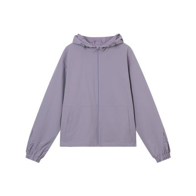 GIORDANO 女裝輕量防潑水連帽風衣外套 Essential Future系列