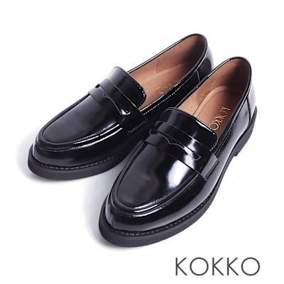 KOKKO復古英倫風輕量化樂福鞋漆皮黑