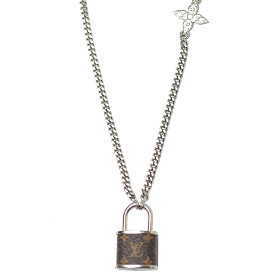 LouisVuitton路易威登 Louis Vuitton LV 路易威登MONOGRAM LOCK造型項鍊(銀色/M00525)