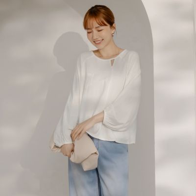 OB嚴選-棉麻造型開口泡泡袖上衣《AB18099-》