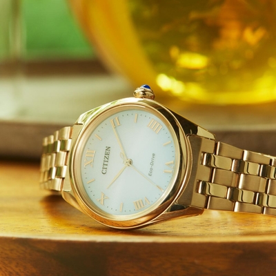 CITIZEN 星辰 L 鈴蘭簡約光動能腕錶-33mm EM1143-81X