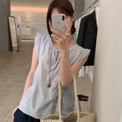 MOCO韓版chic法式重工刺繡棉麻飛袖上衣淡雅無袖遮肉顯瘦背心