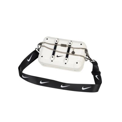 Nike Swoosh 相機軟殼包 白色