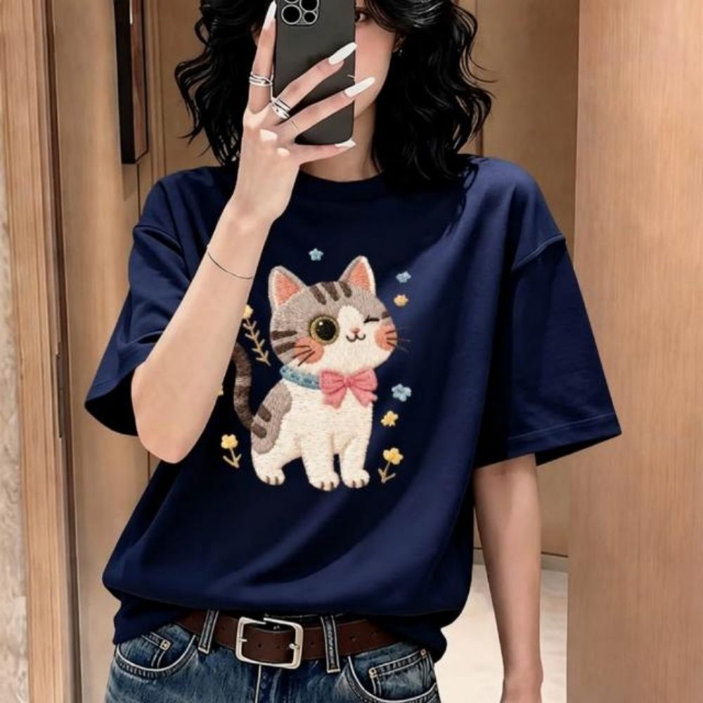【LANNI 藍尼】★可愛貓咪圓領短袖T恤(女裝/圓領上衣/休閒/百搭/日系/通勤) (藏青)