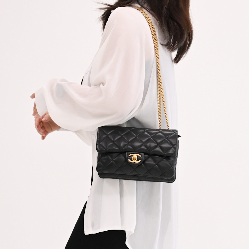 CHANEL 復古菱格調節扣小羊皮翻蓋斜背鍊包/金球包(黑/金) | 斜背包/鍊帶包| Yahoo購物中心