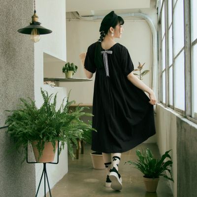 OB嚴選-純棉前後兩穿綁帶澎袖寬鬆洋裝《DA10014-》