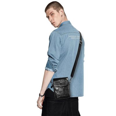 MoonDy 小包包 牛皮小包 單肩包男 男包包 側背小包 真皮小包 斜背小包 女生包包