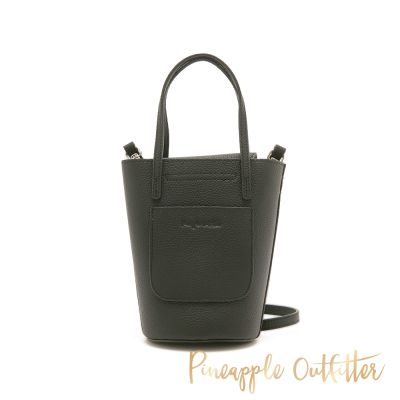 Pineapple-Outfitter-簡約層次兩用手提水桶包-黑色