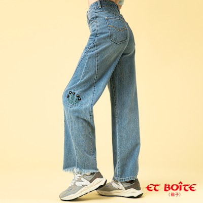 ETBOITE 箱子 BLUE WAY – 冰泡芙無彈高腰花瓣繡花丹寧男友褲