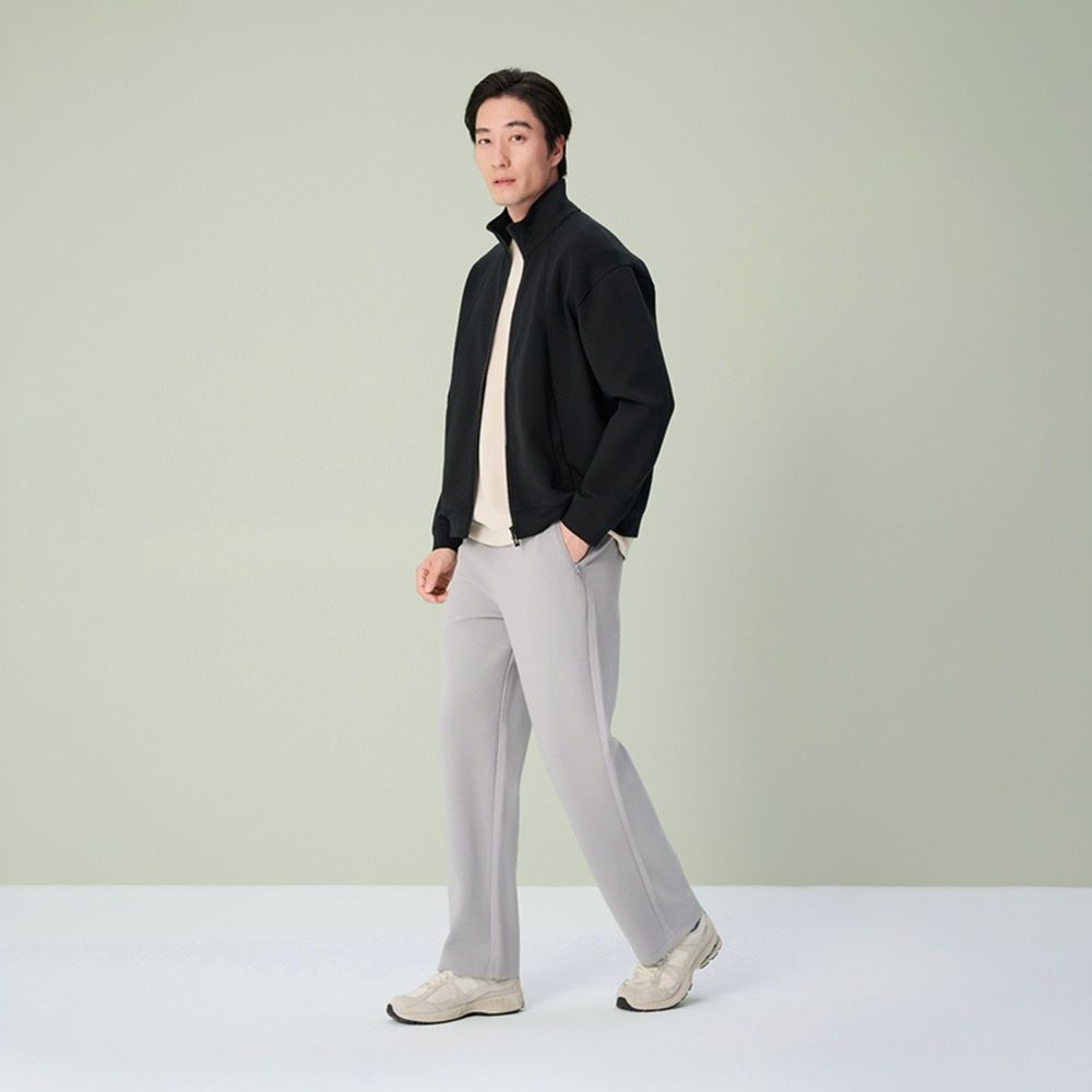 GIORDANO 男裝彈力空氣棉寬鬆直筒長褲 Essential Future系列【雙色任選】 (14 淺灰)