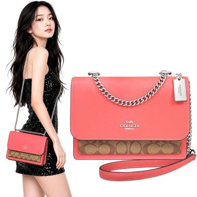 COACH 蜜桃色撞色拼接防刮皮革鍊帶斜背包