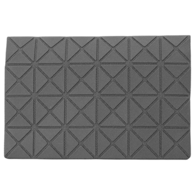 ISSEY MIYAKE  BAOBAO 幾何細方格對開名片夾(霧泥灰)