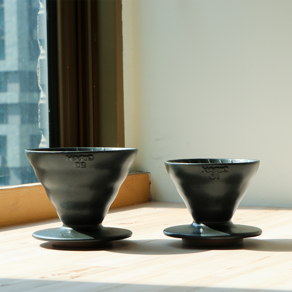 HARIO V60老岩泥系列】V60老岩泥01濾杯1次燒火山黑[VDCR-01-B] / 1次燒