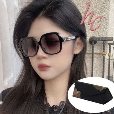 【COACH】亞洲版 時尚太陽眼鏡 廣告款logo造型鏡臂設計 HC8395F 50023C 黑框抗UV漸層灰鏡片 公司貨