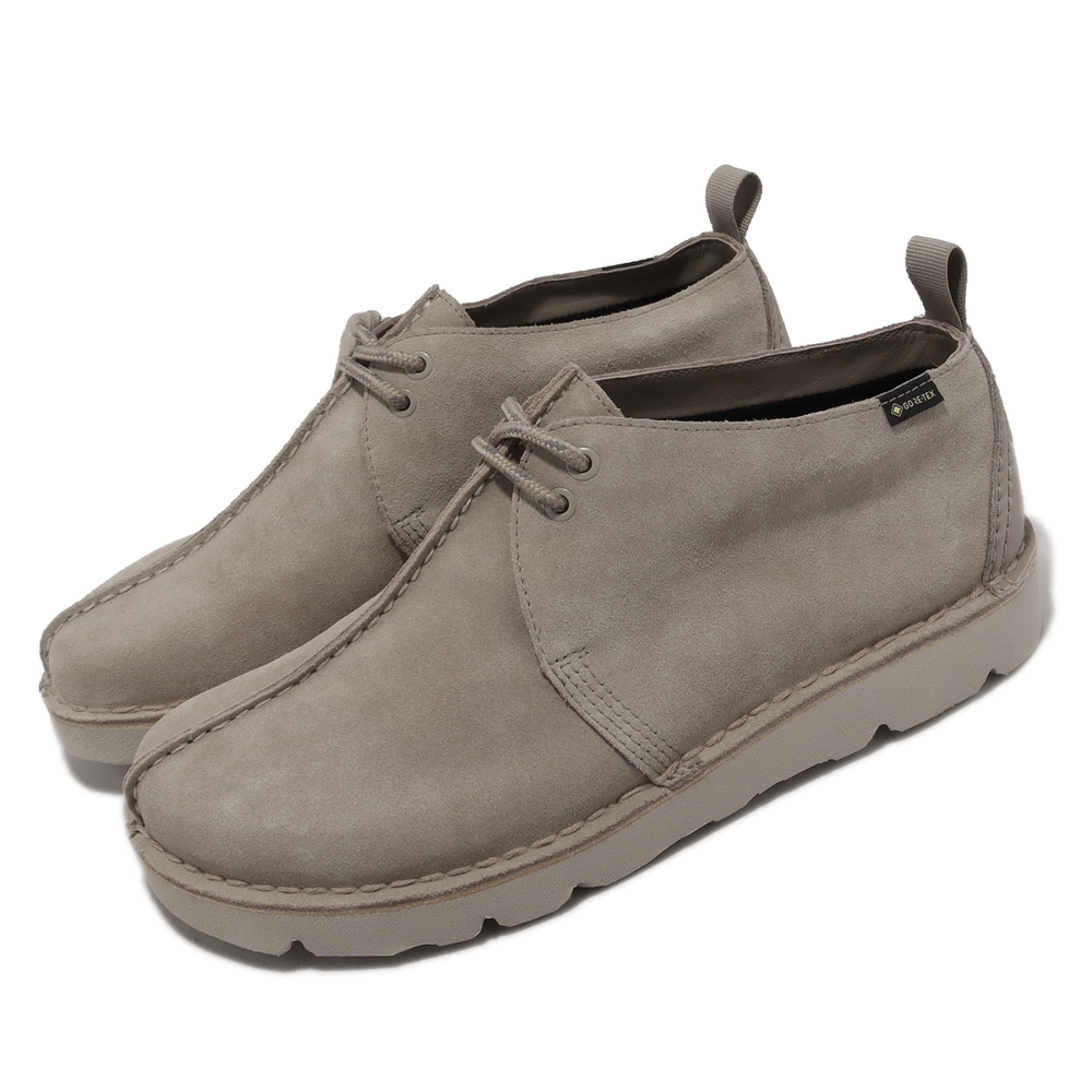 Clarks 沙漠靴Desert Trek GTX 男鞋米色沙色麂皮防水黃金大底