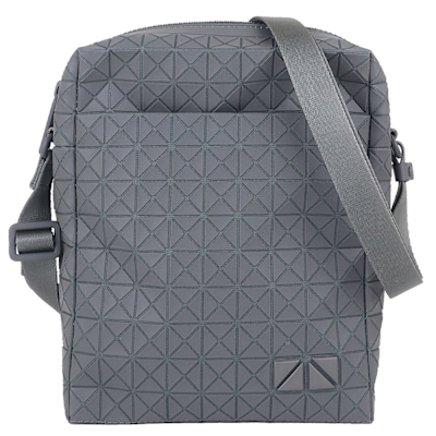 ISSEY MIYAKE 三宅一生 BAOBAO 灰色壓印方格直立肩背/斜背包