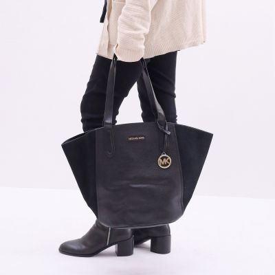 MICHAEL KORS PORTIA 絨面革拼接素色托特包(黑)